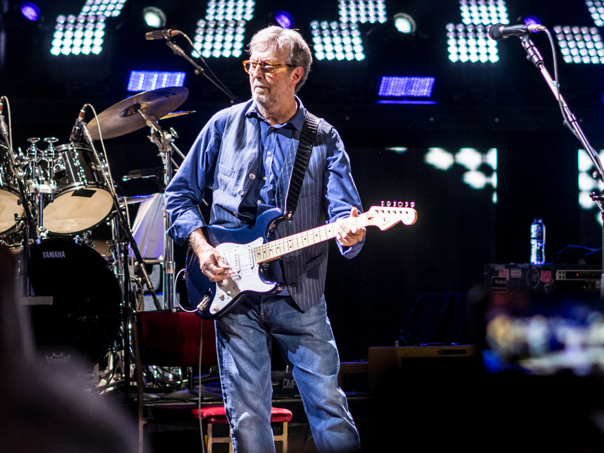 How to Dress Like Eric Clapton – PlayGuitarLive.com